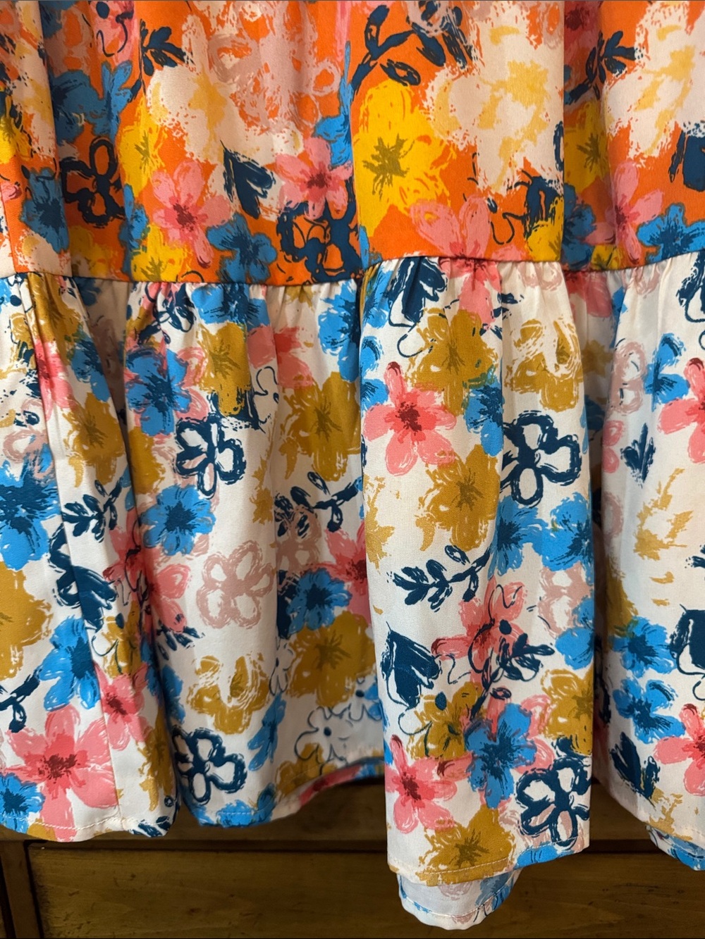 Women’s' Multi-Color Floral Tiered Dress - Picture 5 of 6